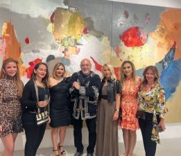 Esra Öztürk ve Figen Kıral, Mısırlı Ressam Moataz Nasr’ın Sergisini Ziyaret Etti