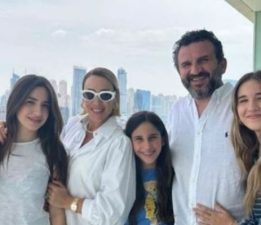 Öznur ve Burak Yakın Çifti, Çocuklarıyla Birlikte Dubai’de Bayram Tatilinde