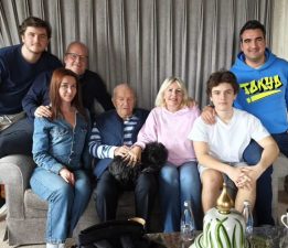 Ali Şen’in 85. doğum günü kutlaması Bodrum’da gerçekleşti