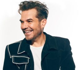 Kenan Doğulu’nun yeni hit şarkısı ‘Kahve’ müzikseverlerle buluşuyor
