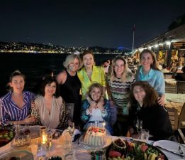 Boğaz’da Doğum Günü Kutladılar…