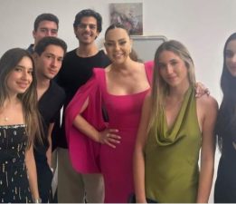 Zeynep Yakın’a Konser’de Sürpriz…