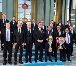 Beşiktaş Yönetimi Cumhurbaşkanlığı Külliyesi’nde…