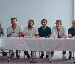 Dayı 2: Bir Adamın Hikayesi” filminin oyuncuları okuma provasında bir araya geldi