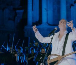 Levent Yüksel’den büyüleyici konser