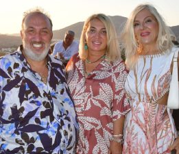 Uğur Batur’dan patili dostlarımıza anlamlı destek