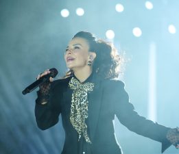 İzmir Kültür Yolu Festivali’nde Fatma Turgut geçti