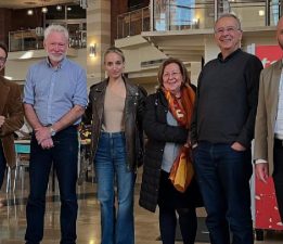 Melisa Tapan Harvard Profesörü’nün Dersine Girdi…