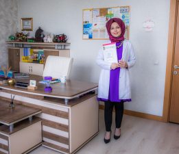 Dubai Çikolatası Yiyen Diyetisyene Koşuyor