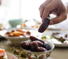 Ramazan’da kilo almamak için mutlaka sahura kalkılmalı!