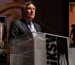 Eczacıbaşı Holding Başkanı Bülent Eczacıbaşı, Fas’ta Çektiği Fotoğrafları Sergiledi