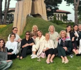 Kemer Country Golf Club’da Revna Demirören’den Özel Davet!