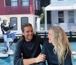 Alara Koçibey ve Oğlu Renç Uzan’dan Boğaz’da Sabah Sporu Keyfi!