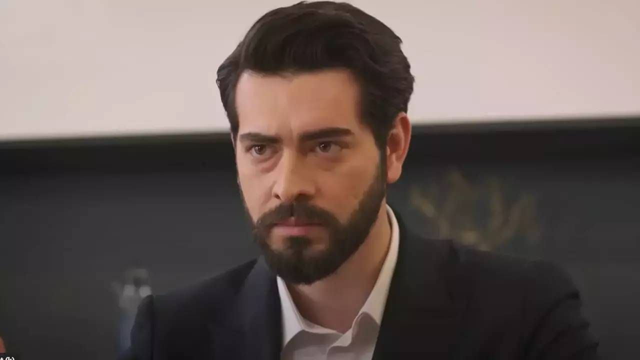 Barış Baktaş, 2025 Yılının En Yakışıklı Türk Erkek Oyuncusu Seçildi