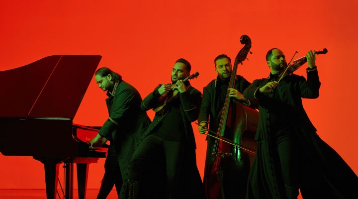 Sevgililer Günü’nde Janoska Rüzgârı  SEVGİLİLER GÜNÜ’NÜN EN ZARİF DAVETİ AKM’DE